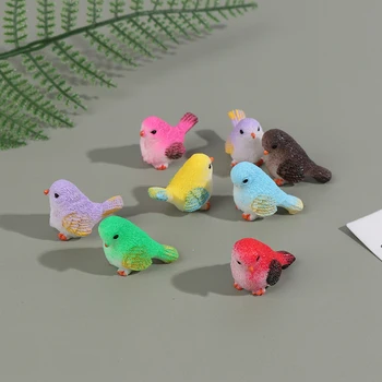 8pcs/set domček pre bábiky Miniatúrne Roztomilý Kreslený Farebné Lietať Vták Sparrow Malé Sochy, Sošky Ornament Pre Bábika Dom Dekor Deti Hračka